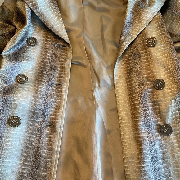 Helene Berman Python Print Tan Trench Coat Anthropologie size XS - Picture 8 of 11